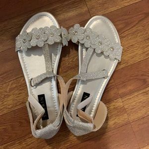 Girls sandals. Brand new never worn.